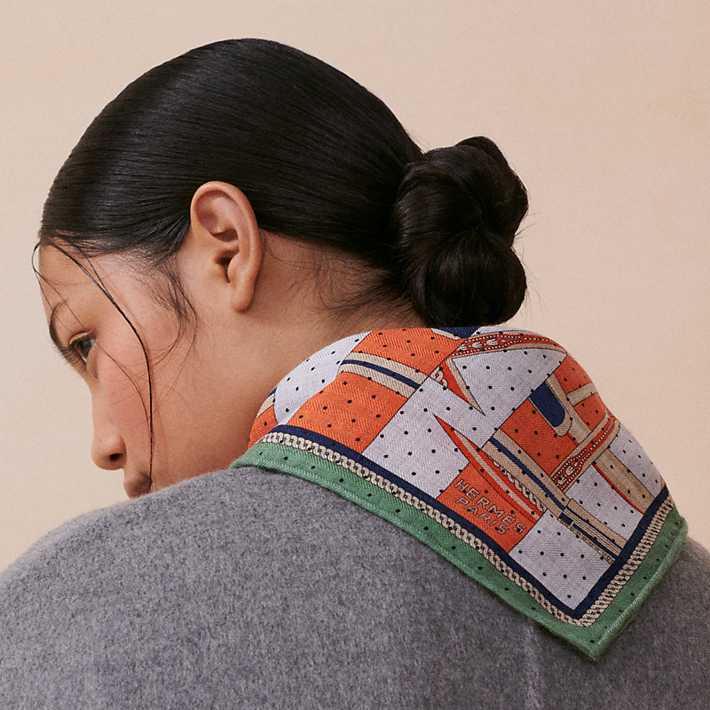 La Berline Bayadere scarf 45 - Green | Hermès Belgium